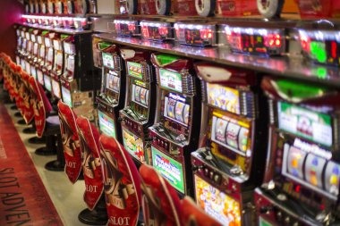 Bonus symbol cascade creating cluster wins in Sweet Bonanza